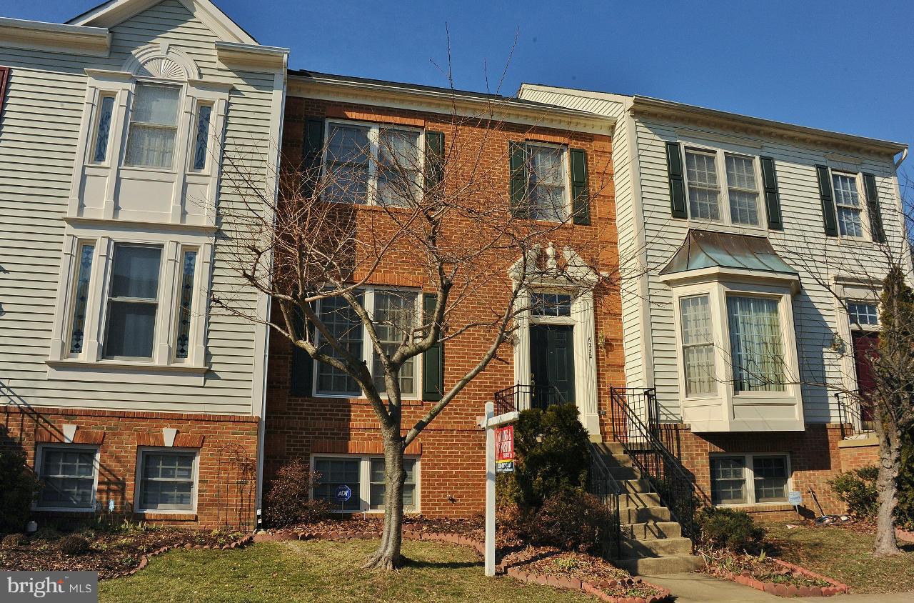 6252 Levi Court Springfield, VA 22150 - Photo 1 of 28 6252 Levi Court