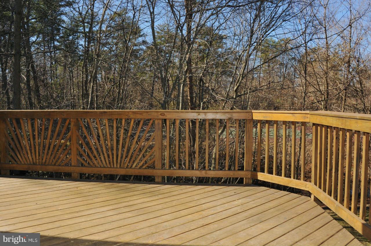 6252 Levi Court Springfield, VA 22150 - Photo 11 of 28 Deck