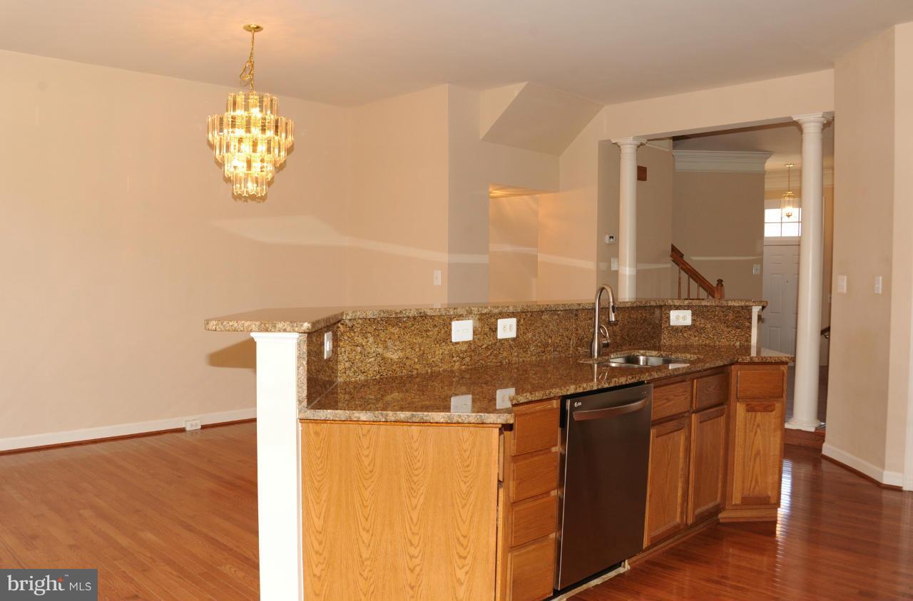 6252 Levi Court Springfield, VA 22150 - Photo 6 of 28 Kitchen