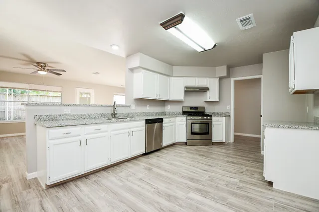 $255,000 | 11659 Evesborough Drive, Houston, TX 77099