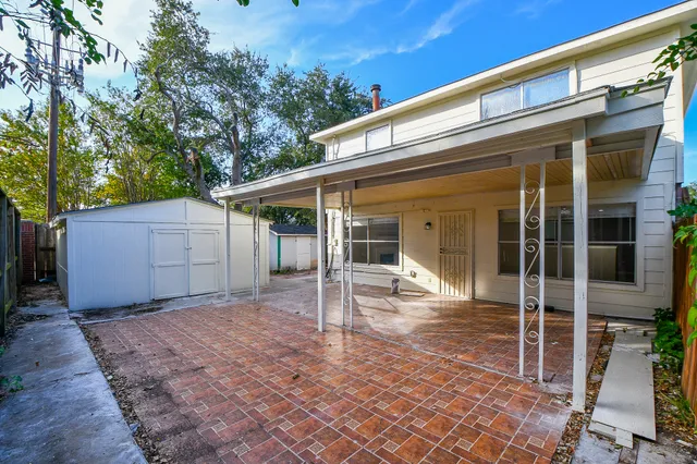 $255,000 | 11659 Evesborough Drive, Houston, TX 77099