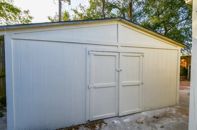 $255,000 | 11659 Evesborough Drive, Houston, TX 77099