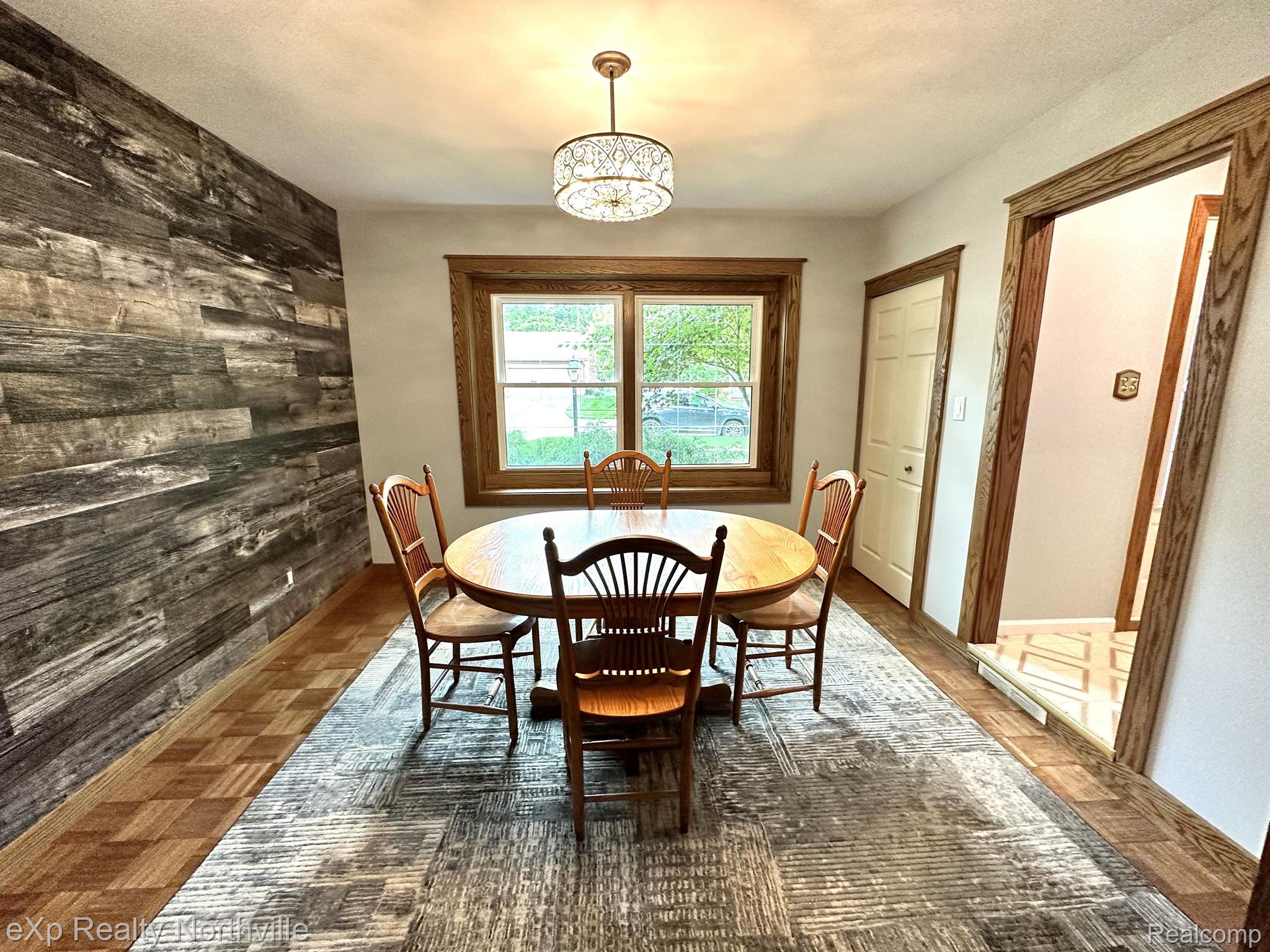 16017 Riverside Drive Livonia, MI 48154 - Photo 20 of 34 Gallery Image 20