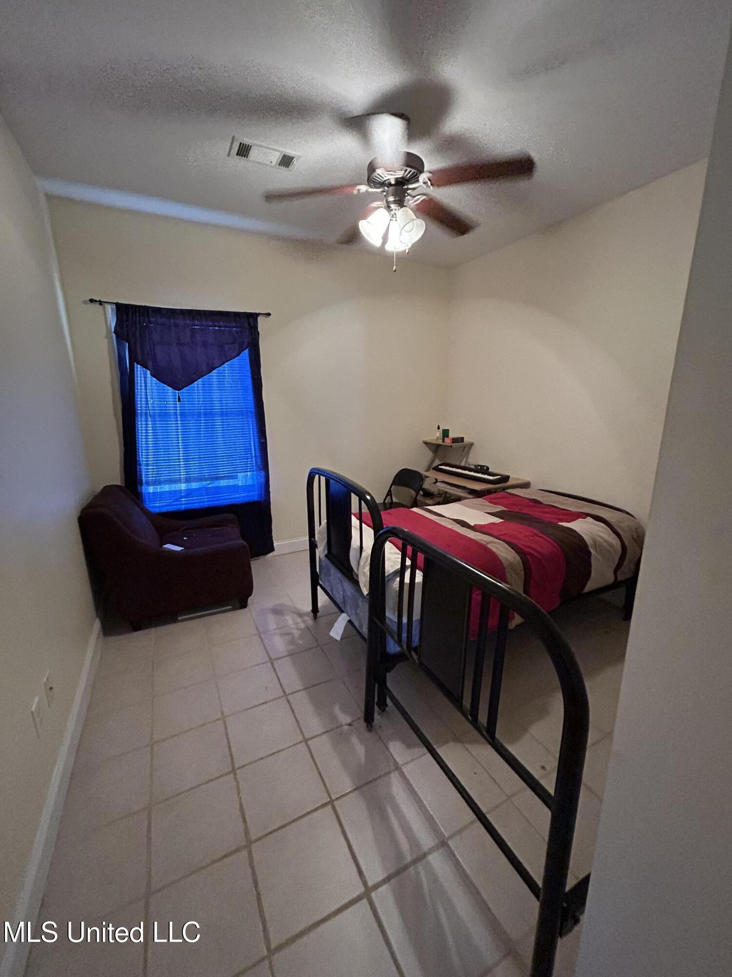 100 Woodridge Drive Flora, MS 39071 - Photo 10 of 25 IMG_6489