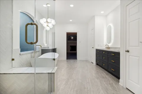 $925,000 | 6211 Alameda Point Lane, Houston, TX 77041