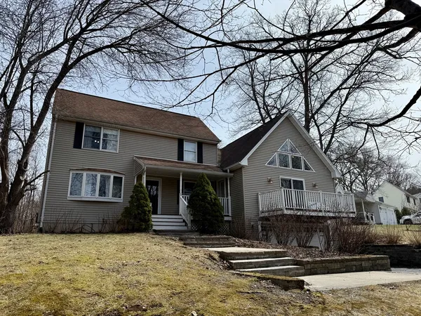$559,000 | 9 Dana Hill, Belchertown, MA 01007