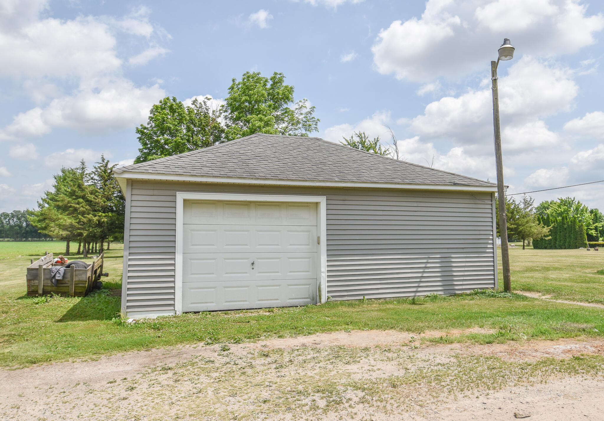 307 North Ray Quincy Road Quincy, MI 49082 - Photo 4 of 22 DSC_0037