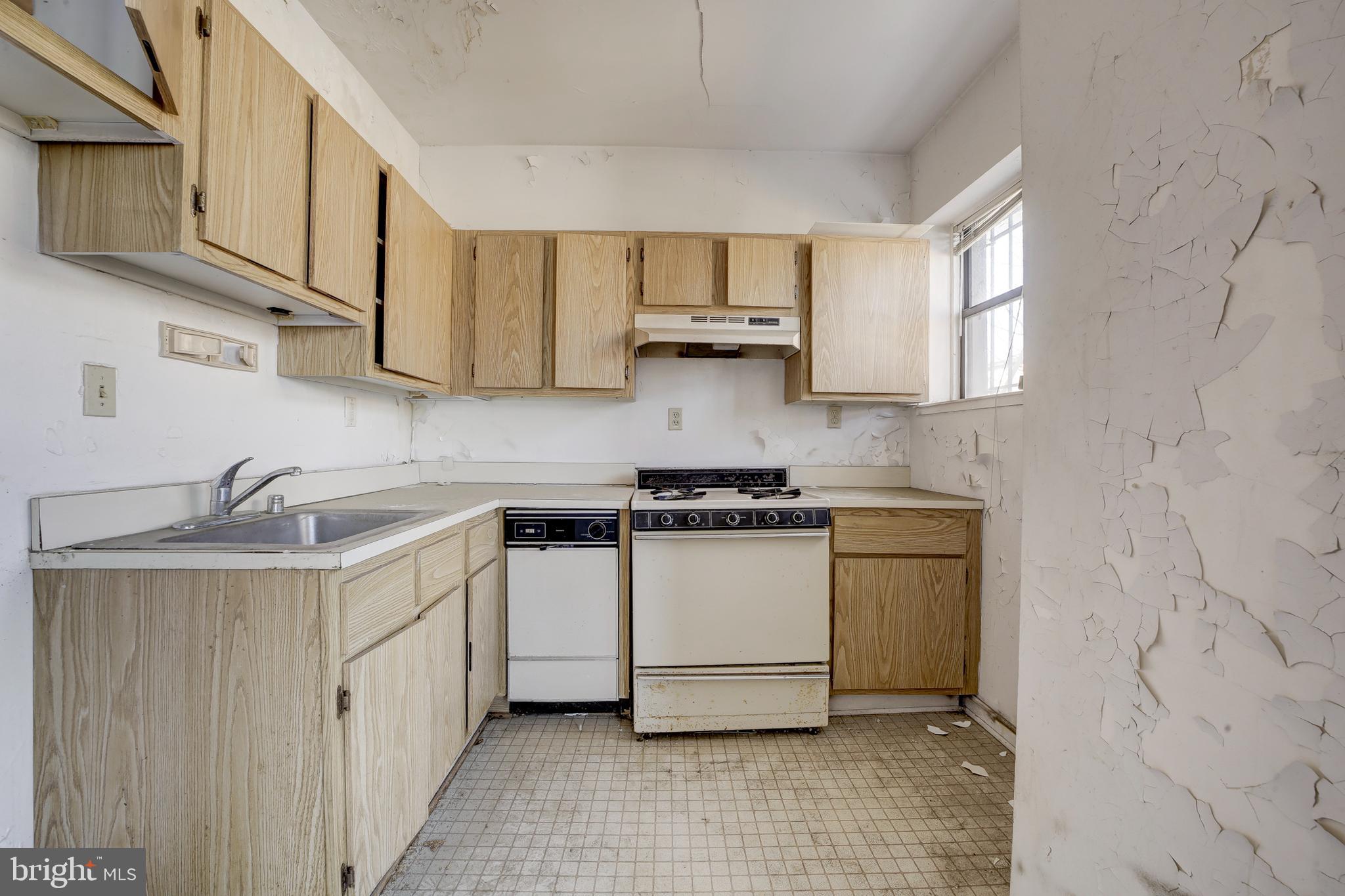 1669 Columbia Road Northwest, Unit 312 Washington, DC 20009 - Photo 17 of 35 Gallery Image 17