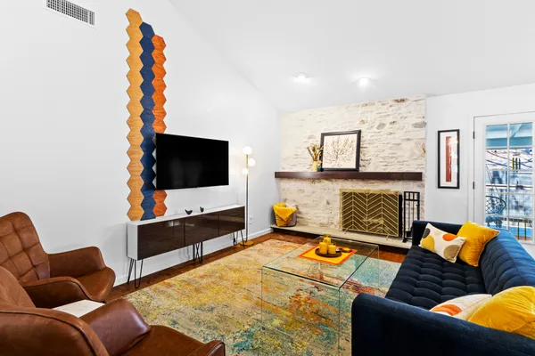 $675,000 | 4902 Big Trail Circle, Austin, TX 78759