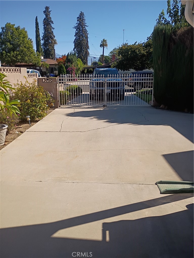 951 West C Street Colton, CA 92324 - Photo 31 of 45 view from back facing Latham St.