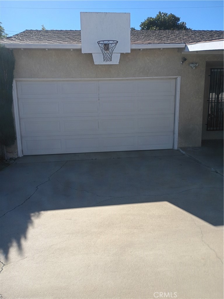 951 West C Street Colton, CA 92324 - Photo 36 of 45 garage