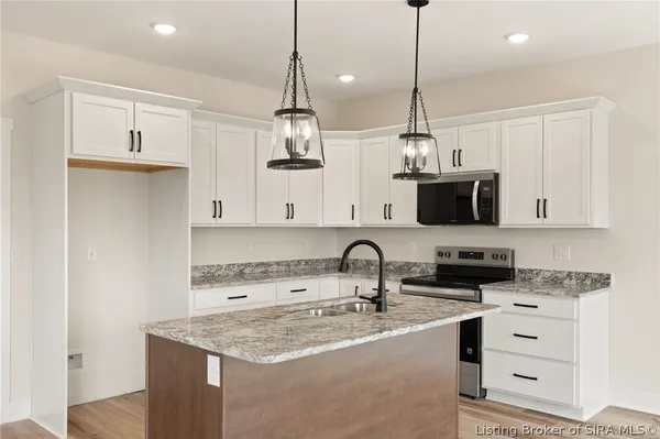 $319,900 | 5207 North Hampton Court, Unit LOT #1515, Charlestown, IN 47111