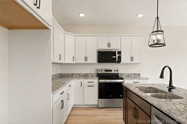 $319,900 | 5207 North Hampton Court, Unit LOT #1515, Charlestown, IN 47111