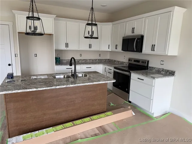 $319,900 | 5207 North Hampton Court, Unit LOT #1515, Charlestown, IN 47111