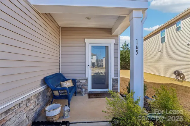 $2,500 | 165 Canoga Avenue, York, SC 29745