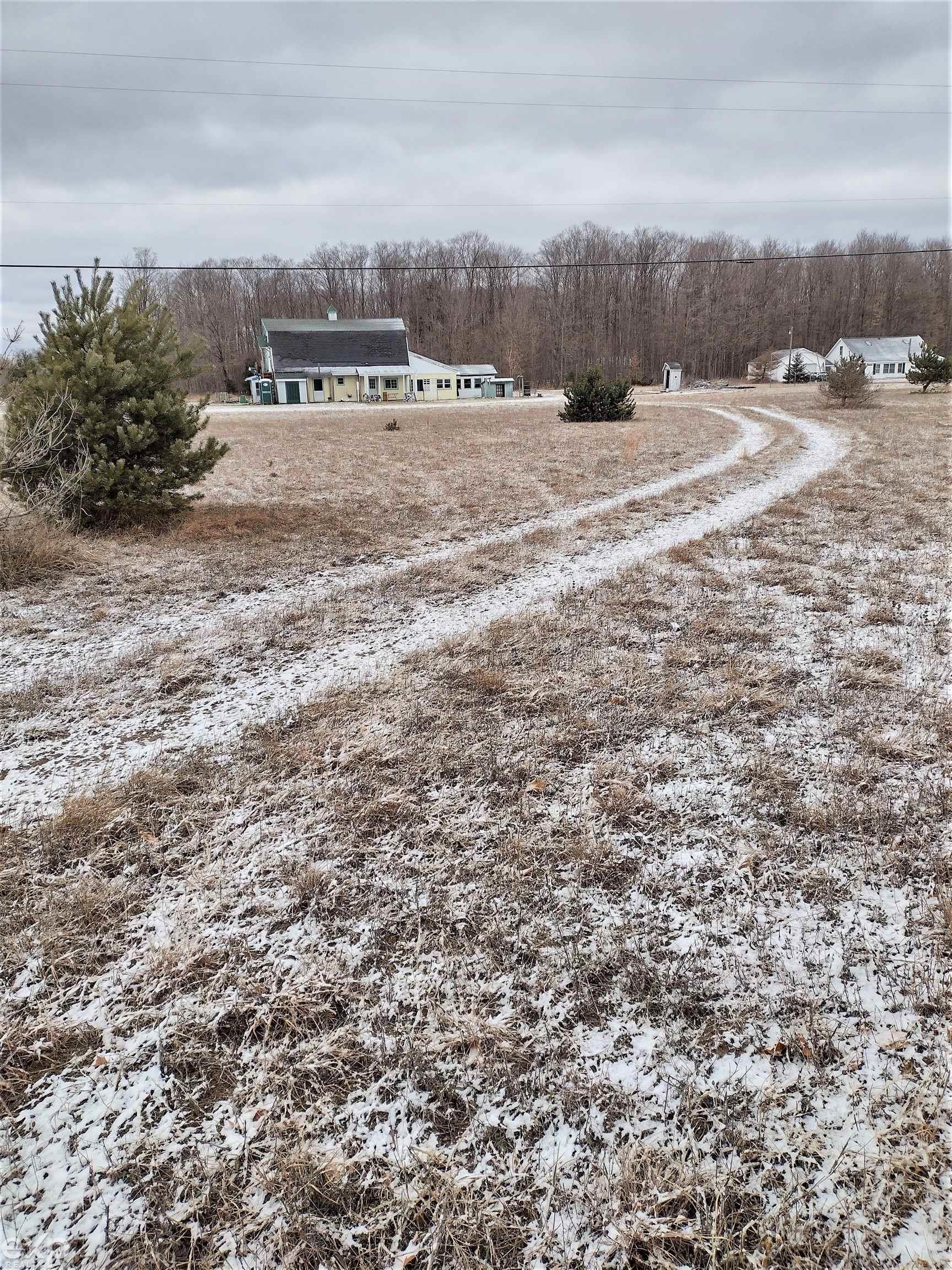 907 South Marshall Road Beulah, MI 49617 - Photo 26 of 29 Gallery Image 26