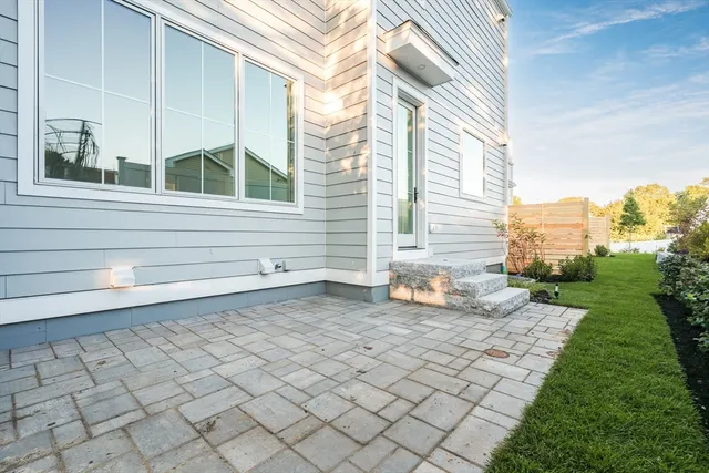 a view of a back yard of the house