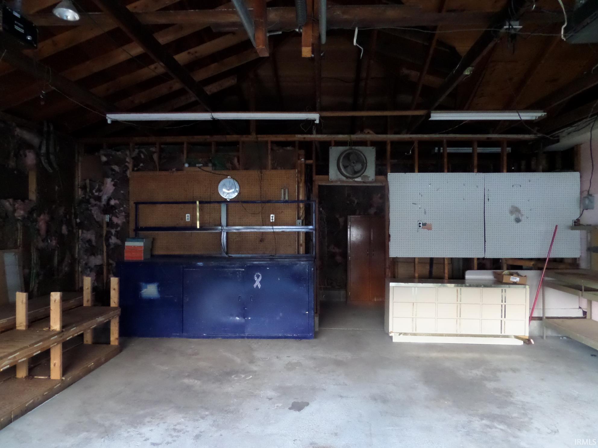 2702 South Meridian Street Marion, IN 46953 - Photo 15 of 17