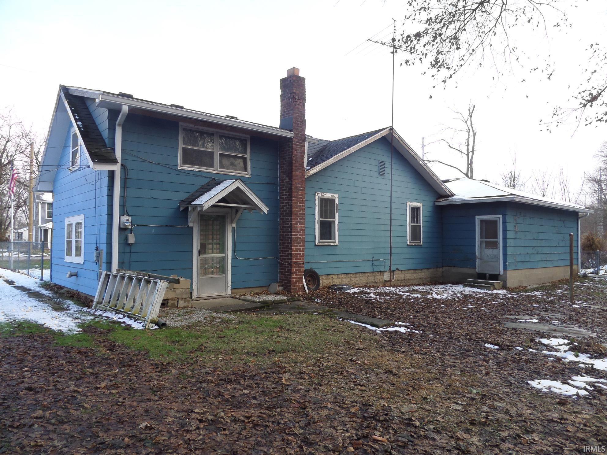 2702 South Meridian Street Marion, IN 46953 - Photo 2 of 17