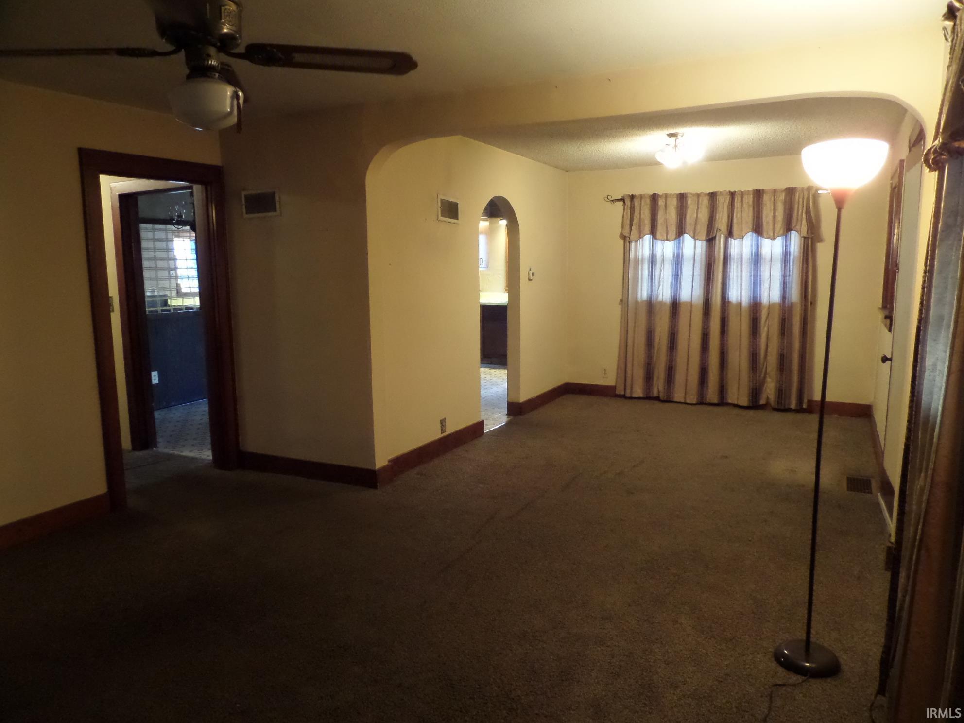 2702 South Meridian Street Marion, IN 46953 - Photo 6 of 17