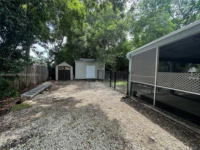 $3,200 | 349 Mahogany Drive, Key Largo, FL 33037