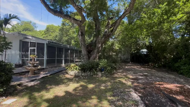 $3,200 | 349 Mahogany Drive, Key Largo, FL 33037
