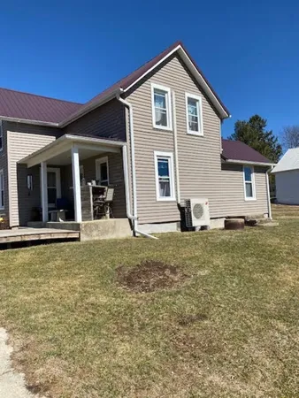 $159,999 | 101 Stephenson Street, German Valley, IL 61039