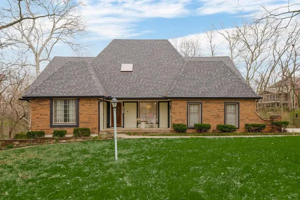 $650,000 | 7317 North Nevada Avenue, Parkville, MO 64152