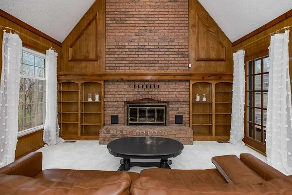 $650,000 | 7317 North Nevada Avenue, Parkville, MO 64152