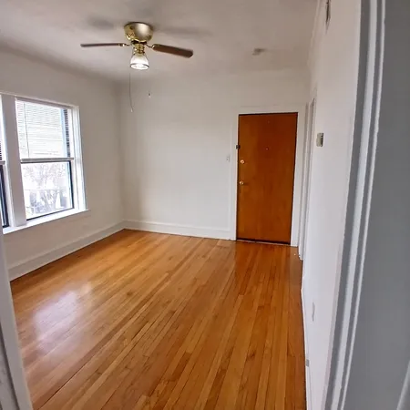 $1,615 | 4810 West Armitage Avenue, Unit 3R, Chicago, IL 60639