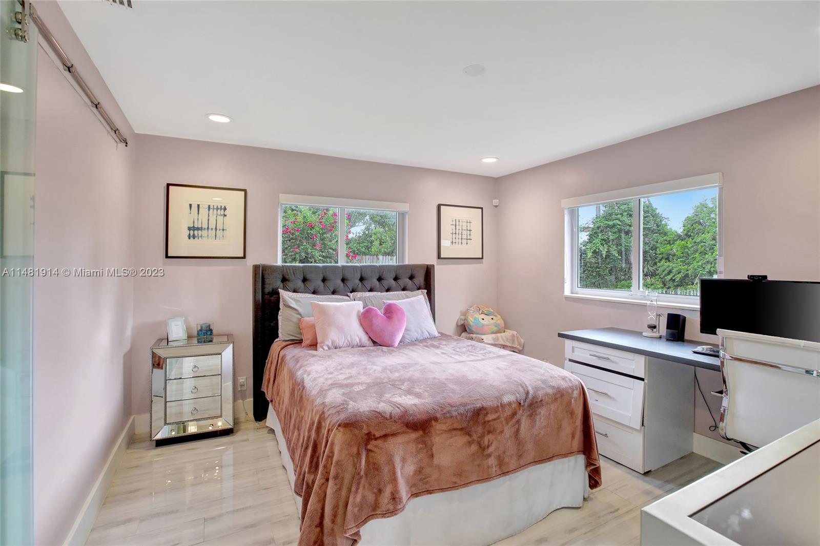 1326 North 30th Road Hollywood, FL 33021 - Photo 15 of 29 Gallery Image 15
