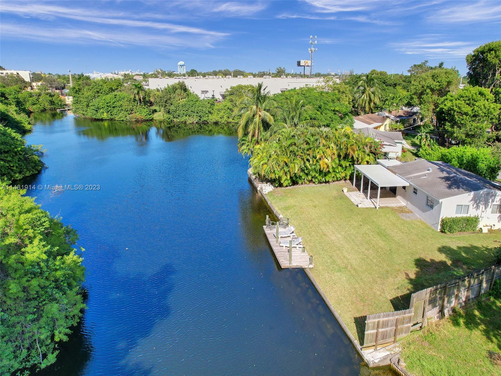 1326 North 30th Road Hollywood, FL 33021 - Photo 23 of 29 Gallery Image 23