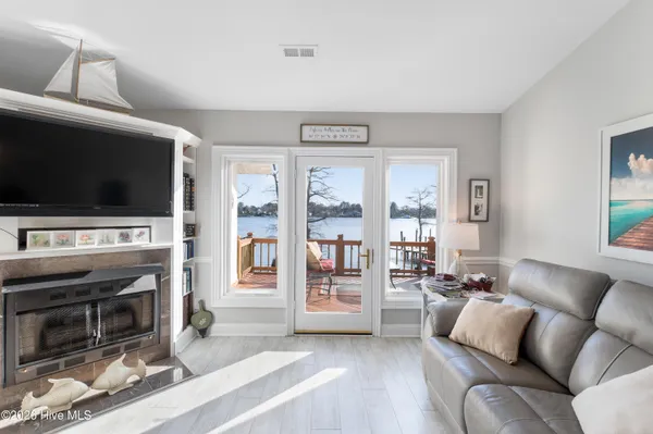 $399,000 | 9 Gardner Point Drive, Unit 9, Elizabeth City, NC 27921