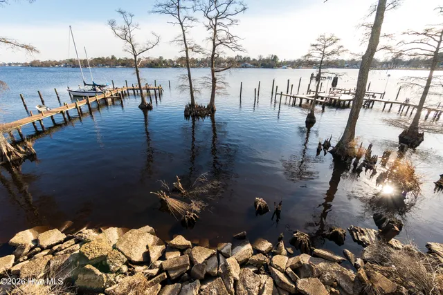 $399,000 | 9 Gardner Point Drive, Unit 9, Camden, NC 27921