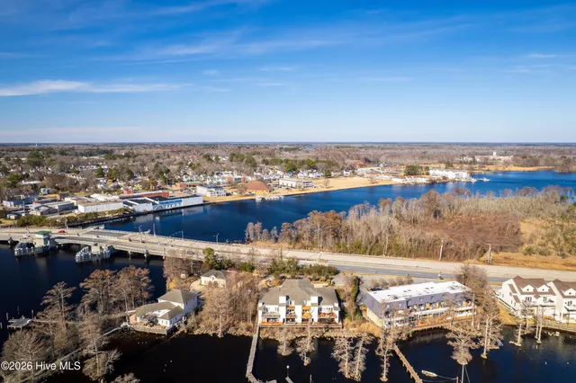 $399,000 | 9 Gardner Point Drive, Unit 9, Camden, NC 27921