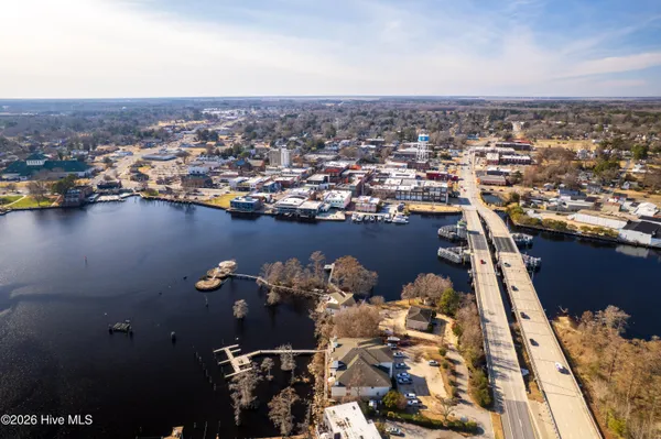 $399,000 | 9 Gardner Point Drive, Unit 9, Elizabeth City, NC 27921