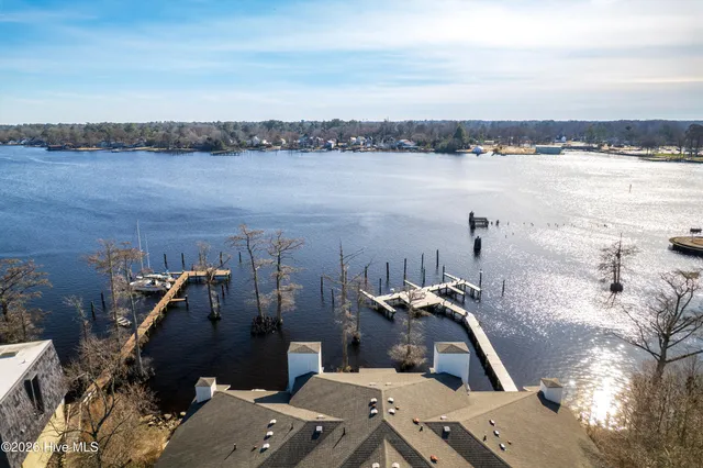 $399,000 | 9 Gardner Point Drive, Unit 9, Camden, NC 27921