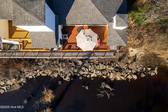 $399,000 | 9 Gardner Point Drive, Unit 9, Camden, NC 27921