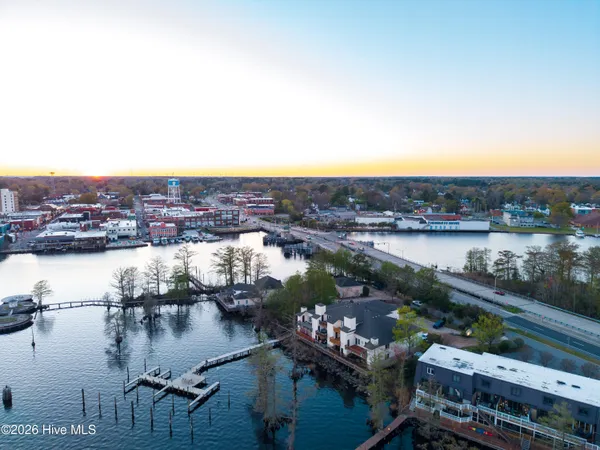 $399,000 | 9 Gardner Point Drive, Unit 9, Elizabeth City, NC 27921