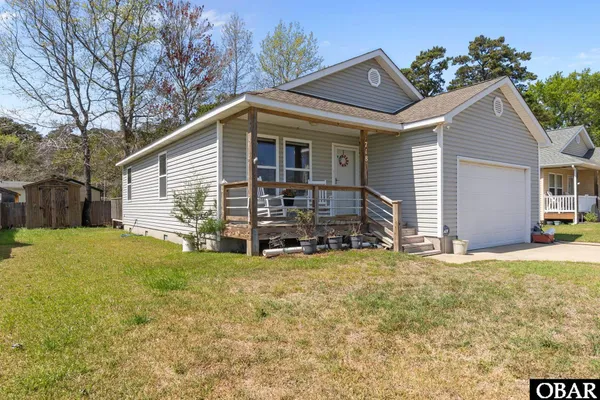 $399,000 | 718 George Howe Street, Manteo, NC 27954