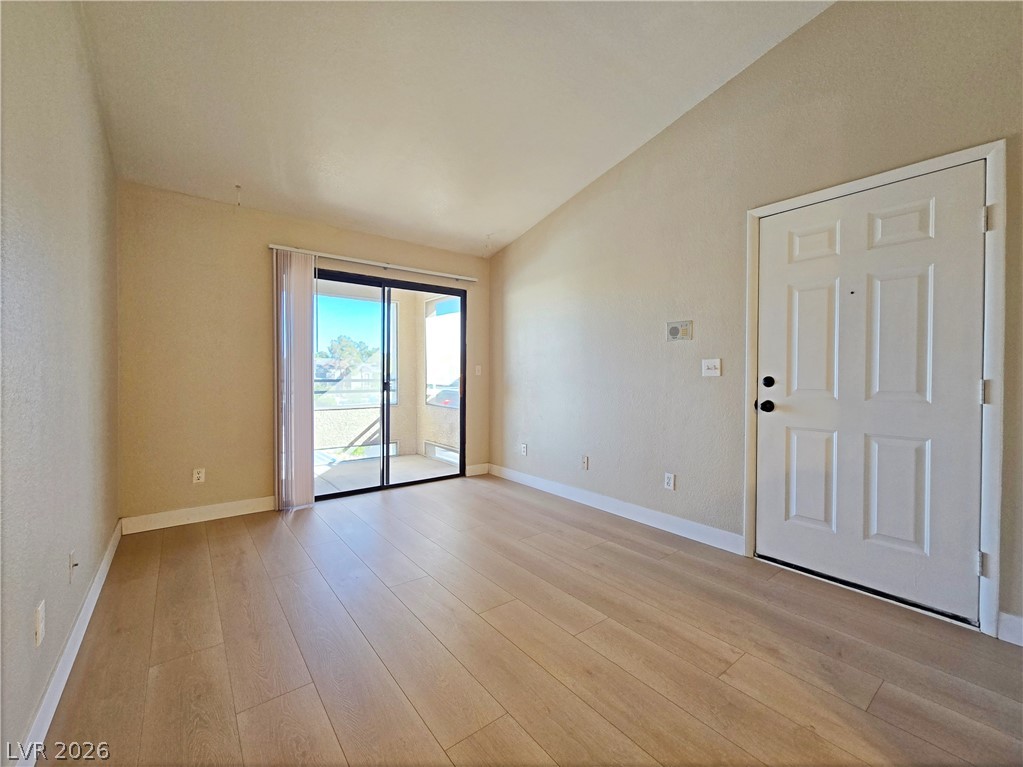 5171 South Lindell Road, Unit 202 Las Vegas, NV 89118 - Photo 3 of 25