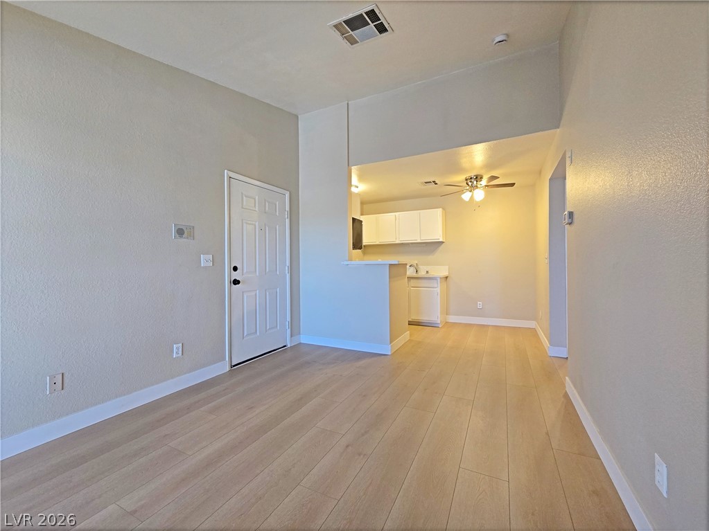 5171 South Lindell Road, Unit 202 Las Vegas, NV 89118 - Photo 7 of 25