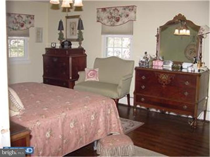 7110 Sherwood Road Philadelphia, PA 19151 - Photo 19 of 23 Master Bedroom