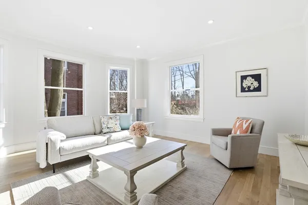 $2,850,000 | 90 Addington Road, Unit 1, Brookline, MA 02445