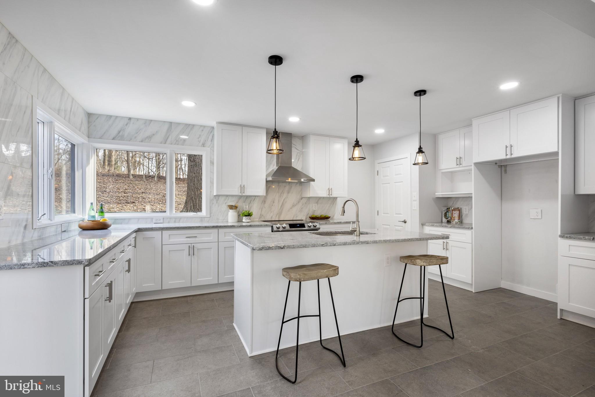 261 Harvey Road Chadds Ford, PA 19317 - Photo 3 of 34