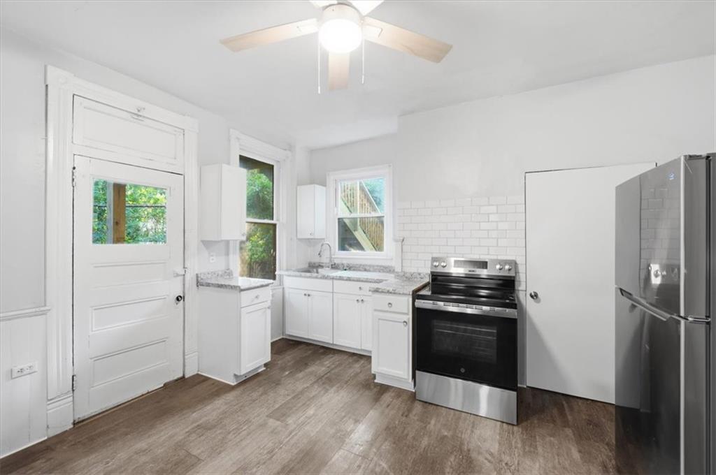1229 Success Street Pittsburgh, PA 15212 - Photo 3 of 25