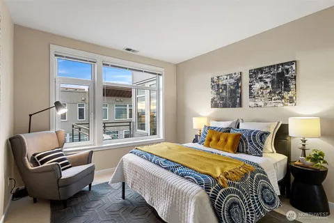 $850,000 | 1900 Alaskan Way, Unit 514, Seattle, WA 98101