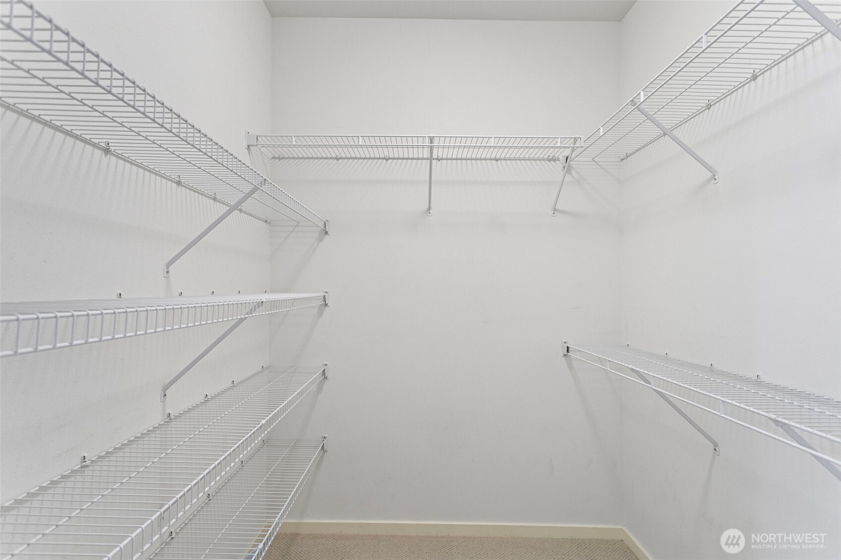 1900 Alaskan Way, Unit 514 Seattle, WA 98101 - Photo 23 of 36