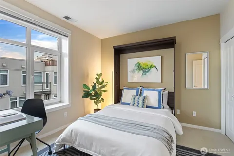 $850,000 | 1900 Alaskan Way, Unit 514, Seattle, WA 98101