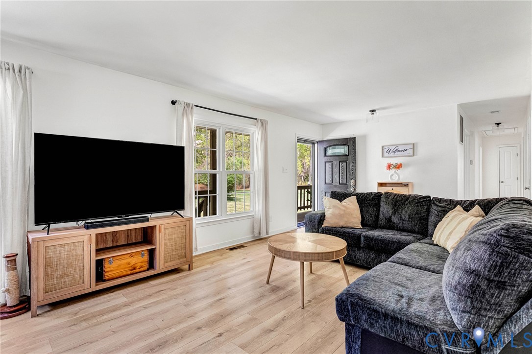 9041 Beach Road Chesterfield, VA 23838 - Photo 2 of 52